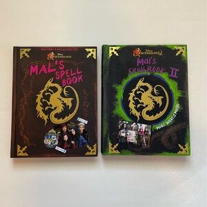 Disney Descendants Mal’s Spellbook 1&2